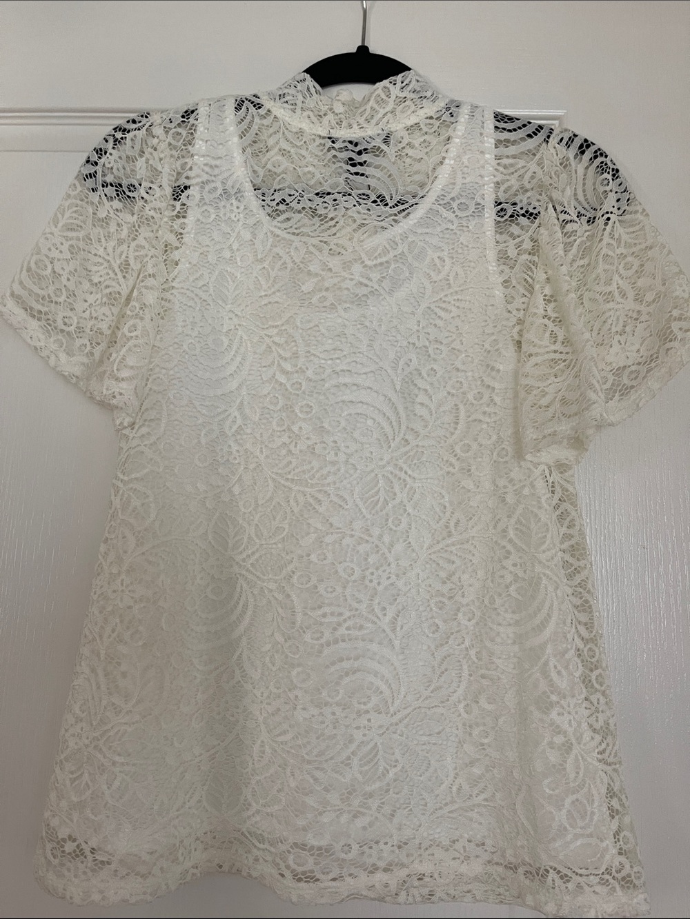 Cable & gauge Ivory Lace Tie-Neck Blouse - Picture 2 of 6